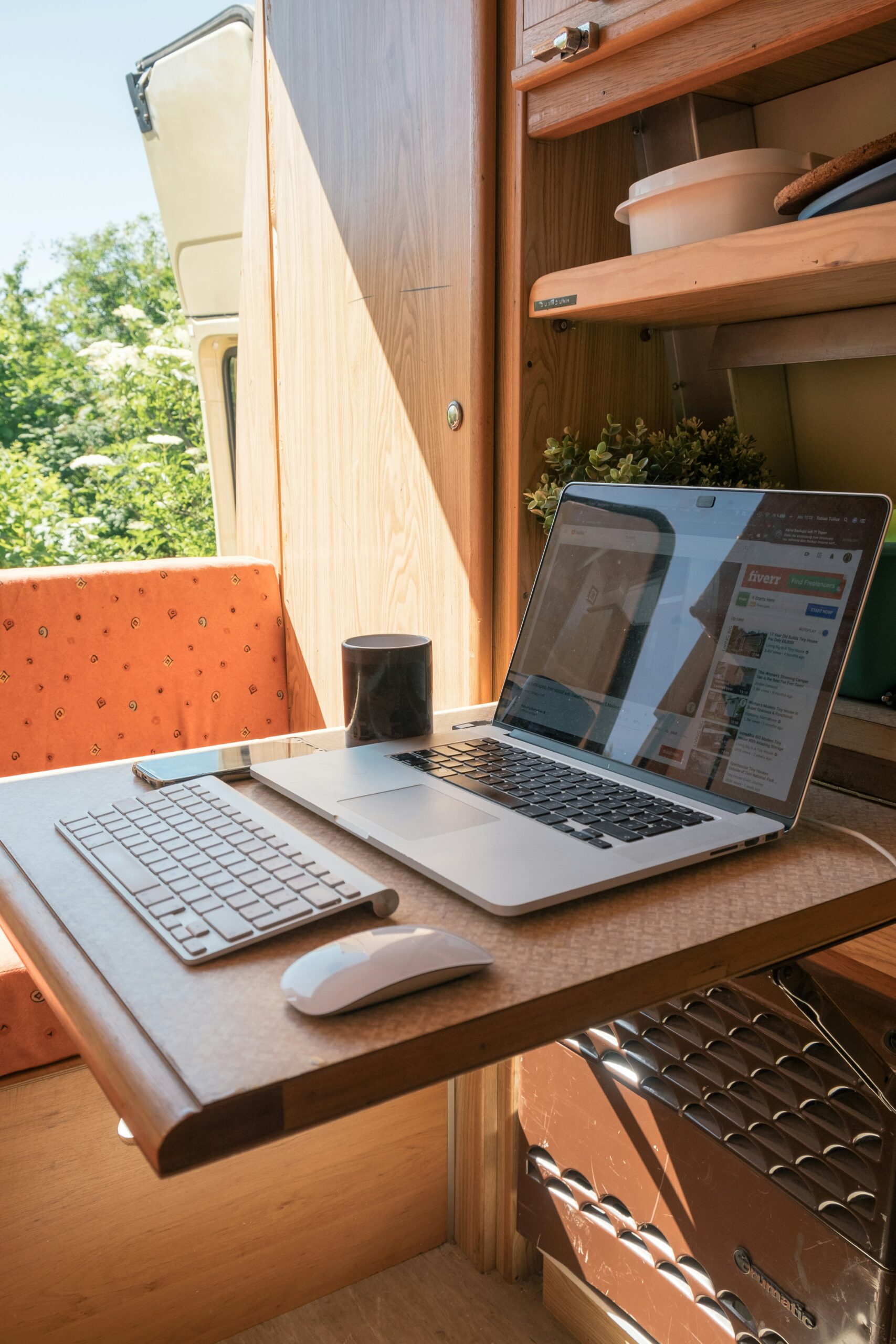 setup digital nomad