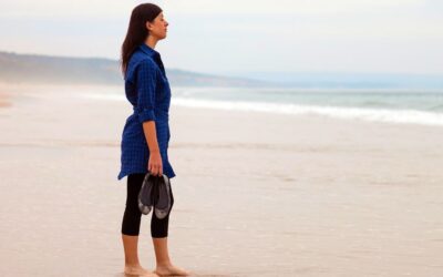 Et si le but n’était pas d’avoir plus… mais d’arrêter de vouloir plaire ?